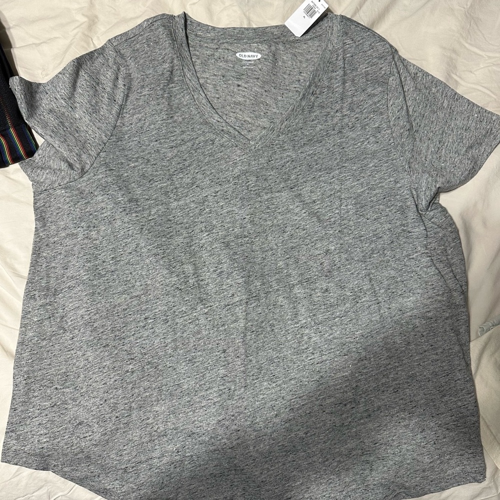 Women’s vneck